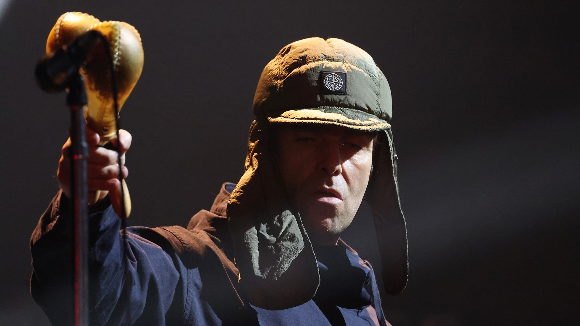 Liam Gallagher says Oasis 'should never have split up' and he would love to get back together