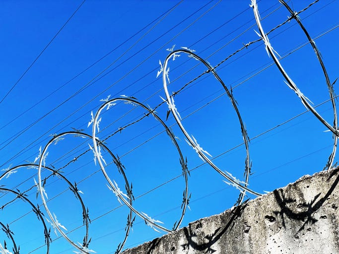Several officers sustained serious injuries after they were beat in the head and neck by a group of prisoners at a maximum security facility in the Upper Peninsula on Wednesday, officials said.