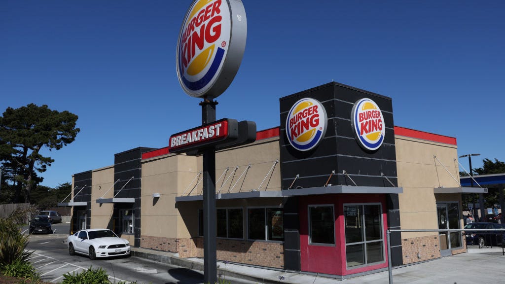 Burger King employee gets outpouring of love from internet after 27 years of service