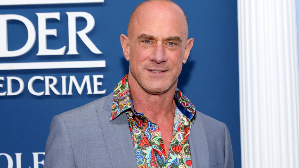 Christopher Meloni, 61, flexes his legs muscles performing full splits on ‘Law & Order’ set