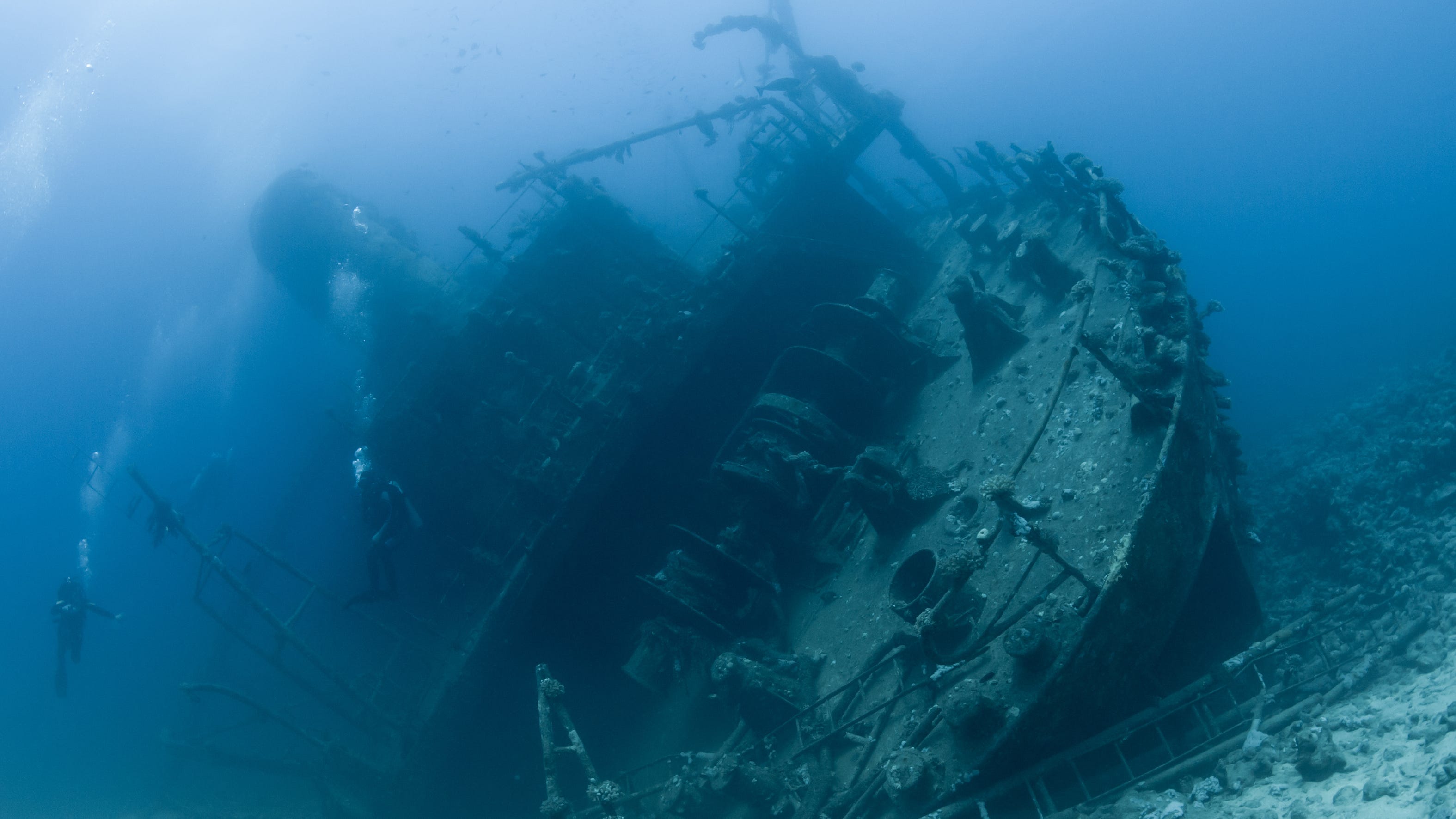 Buried treasure from 17th-century shipwreck uncovered
