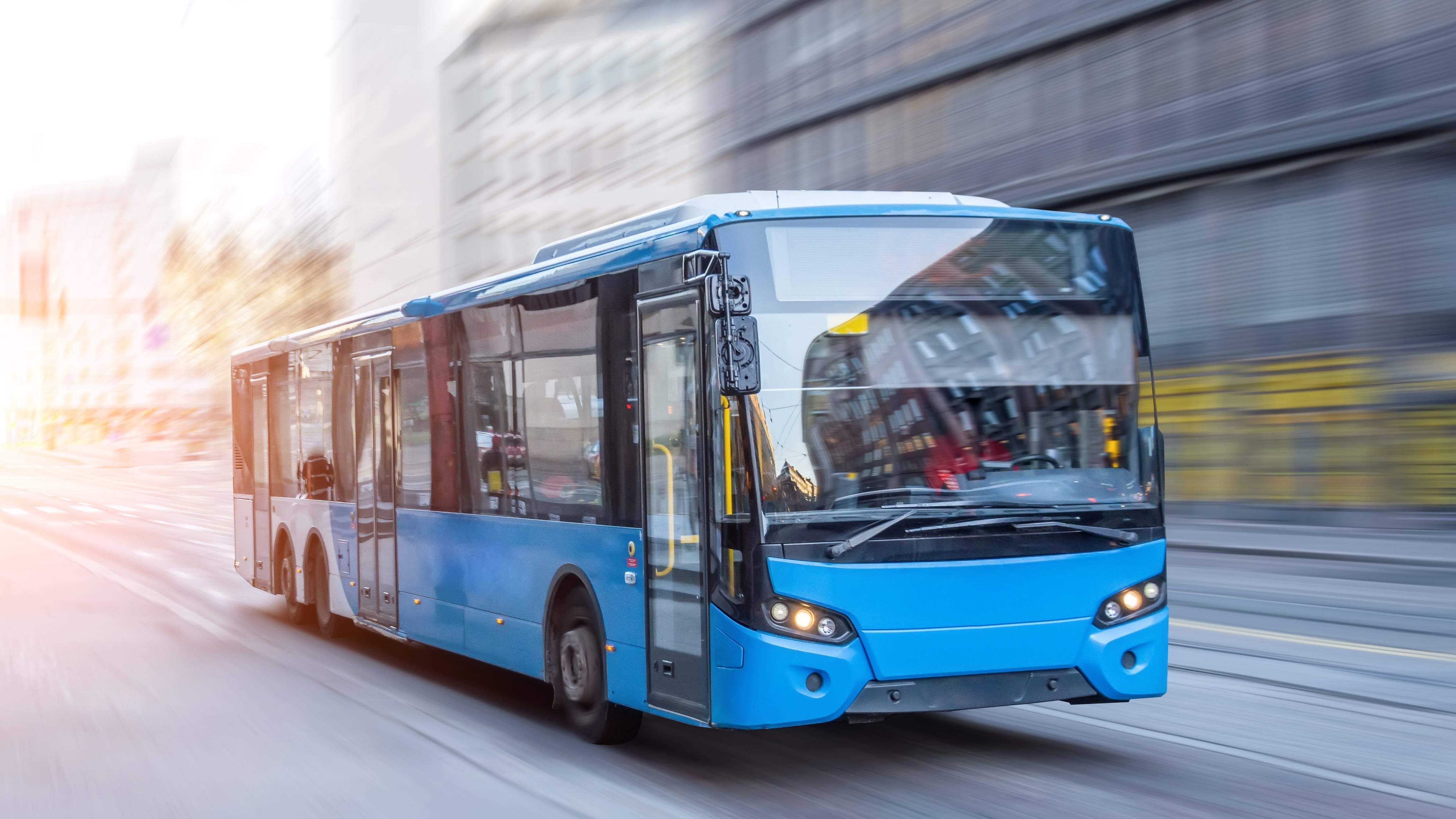 Bus mechanics avoid strike in Orange County