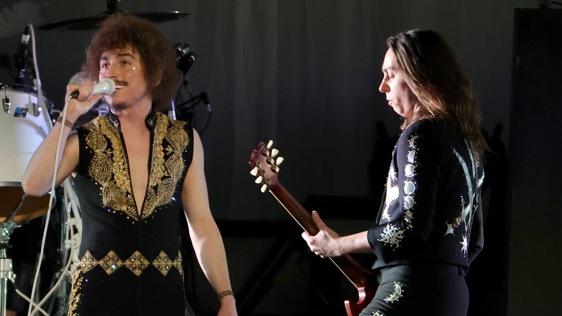 Greta Van Fleet announce expanded 2022 tour dates