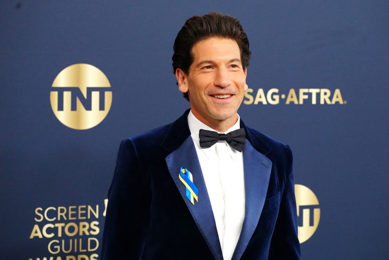 Jon Bernthal attends the 28th Annual Screen Actors Guild Awards at Barker Hangar on February 27, 2022 in Santa Monica, California. 