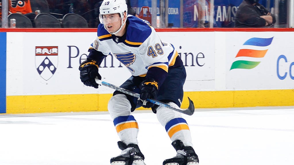 Bruins reportedly 'very interested' in versatile Blues forward