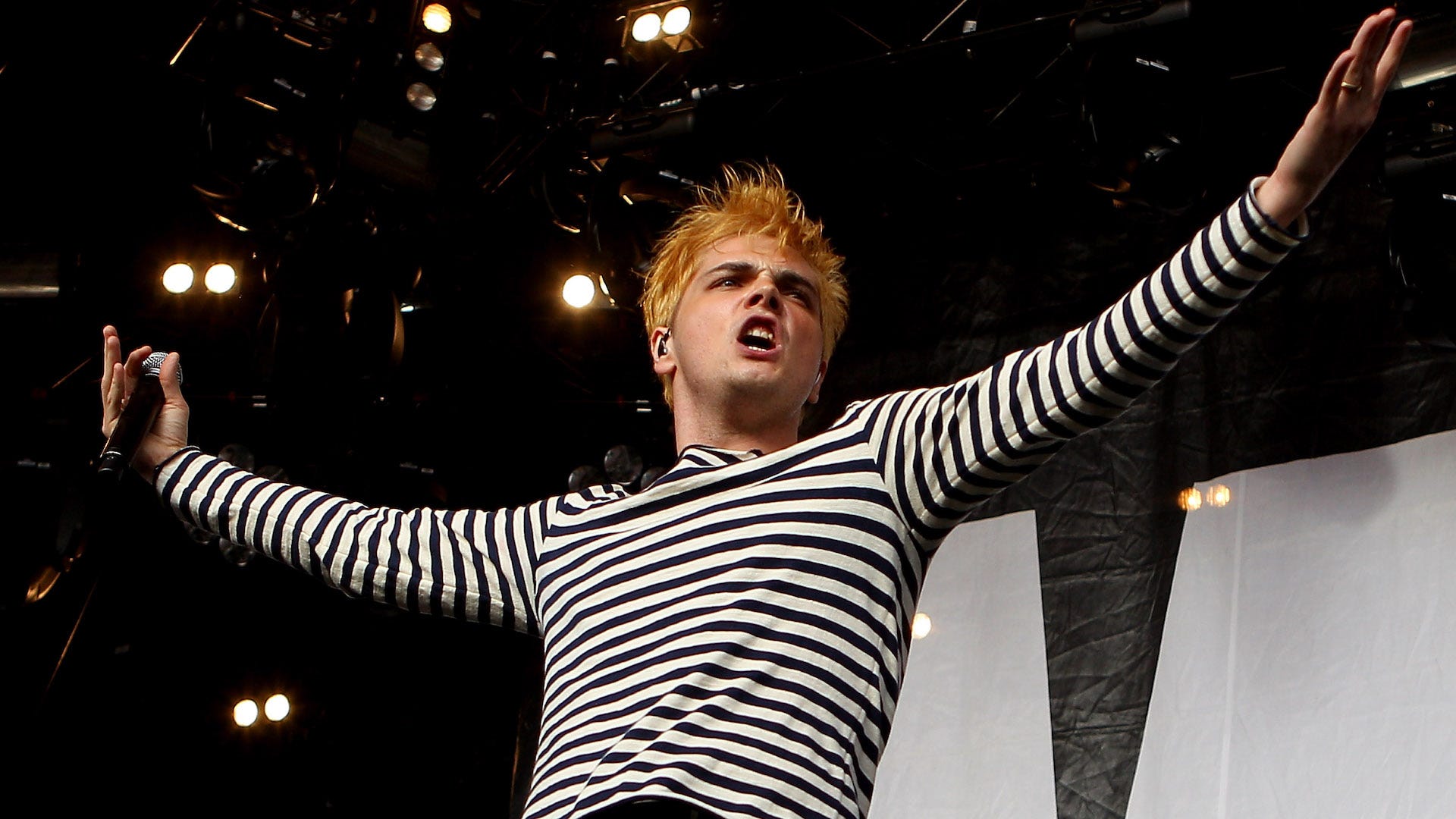 My Chemical Romance expands North American Tour by 14 dates