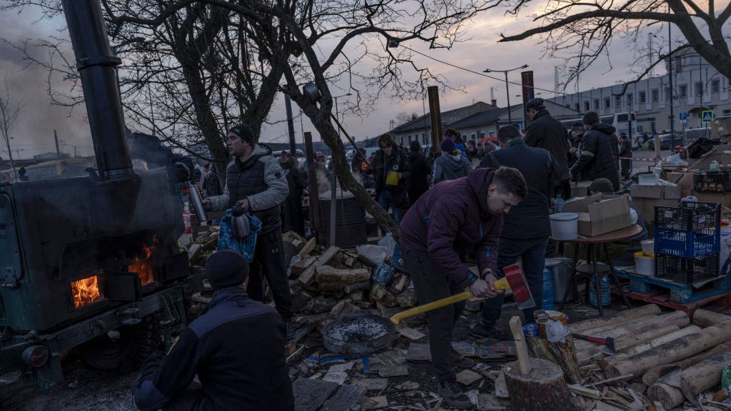 American journalist in Ukraine tells a tale from inside that country: "I'm meant to be here"