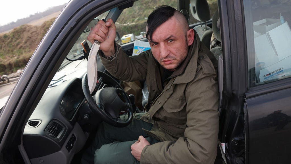 Thousands of Americans volunteer for Ukraine army as Europeans cross borders to join, too