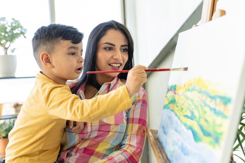 A young Latinx artist.