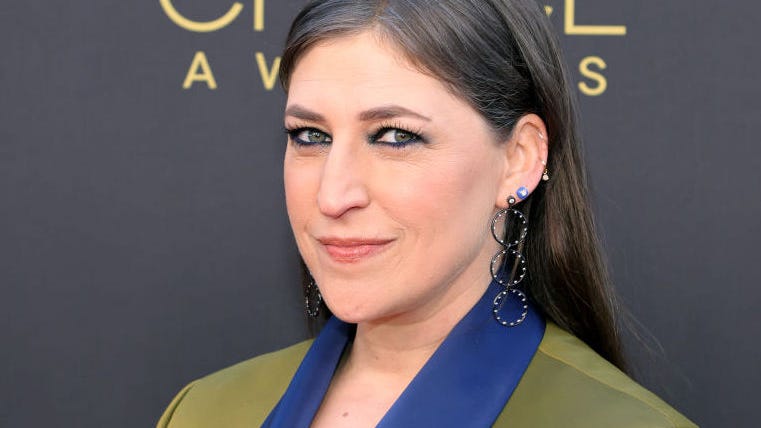 Mayim Bialik would ‘love’ to host ‘Jeopardy!’ on a permanent basis: ‘Hopefully, I’ll know more’