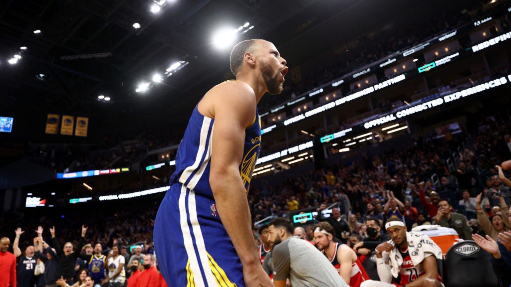 Steph Curry celebrates birthday with 47 points vs. Wizards