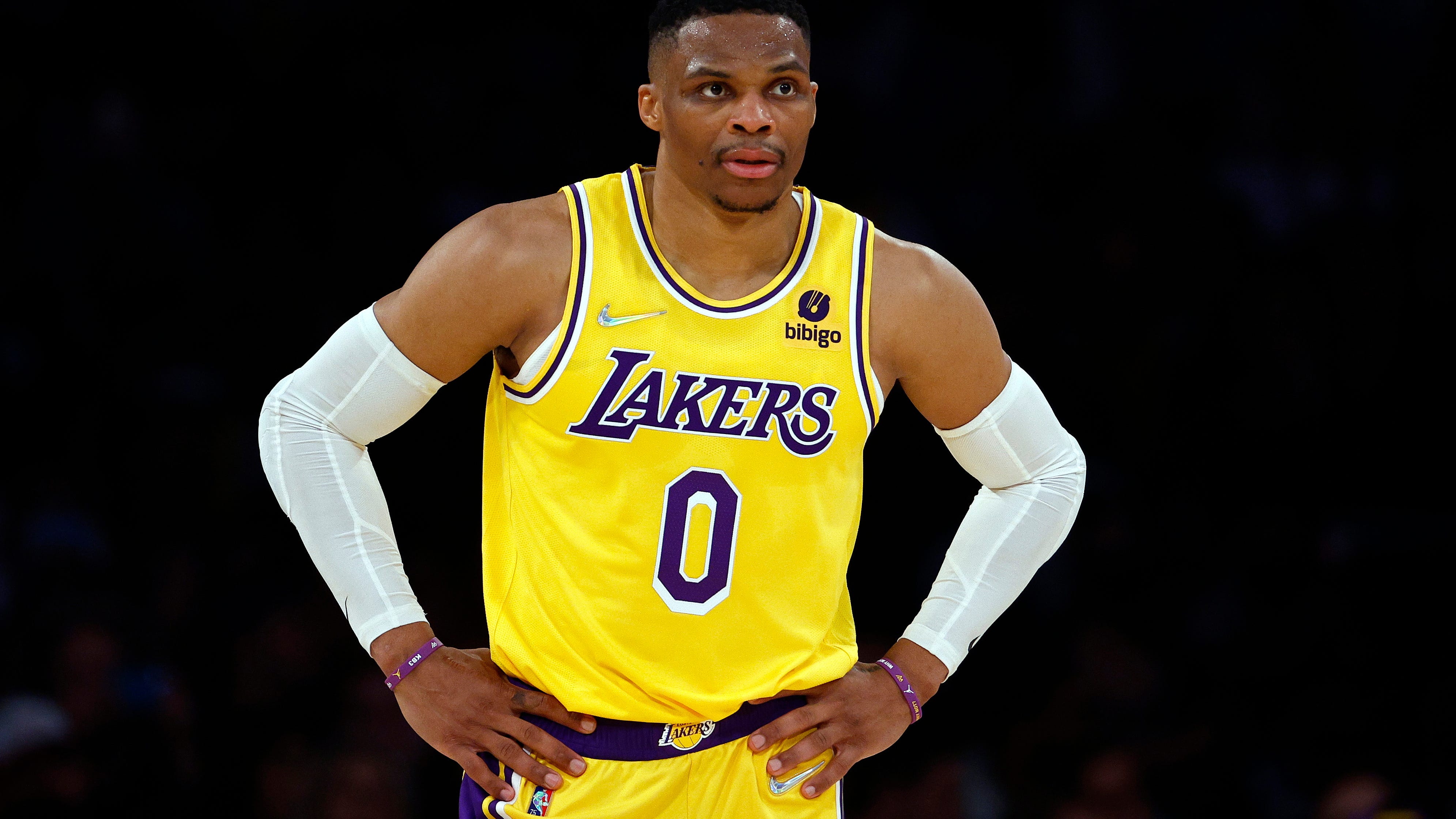 Amid trade rumors, Russell Westbrook lists Los Angeles mansion for $30 million