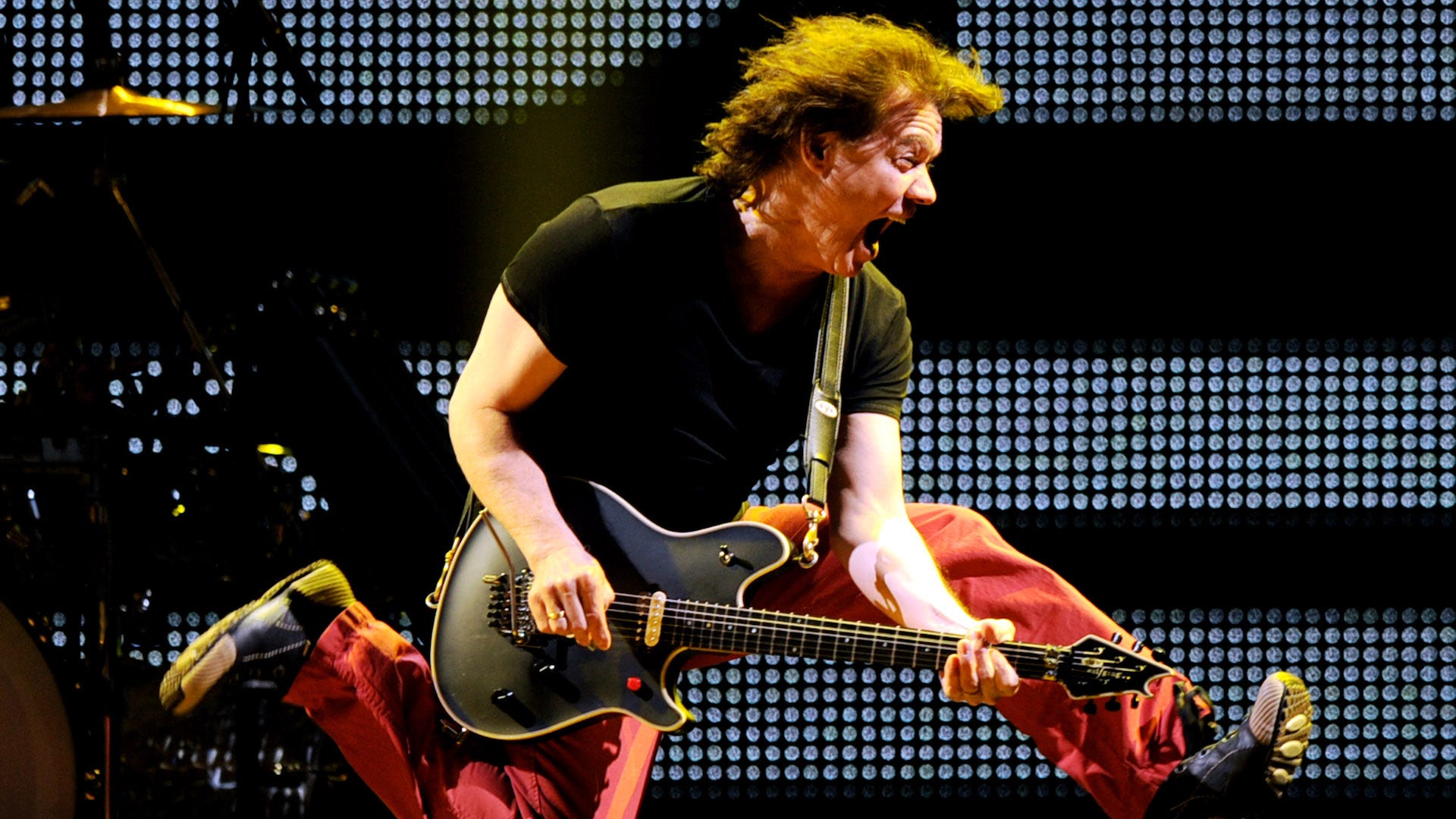 Top 5 Eddie Van Halen live guitar god moments