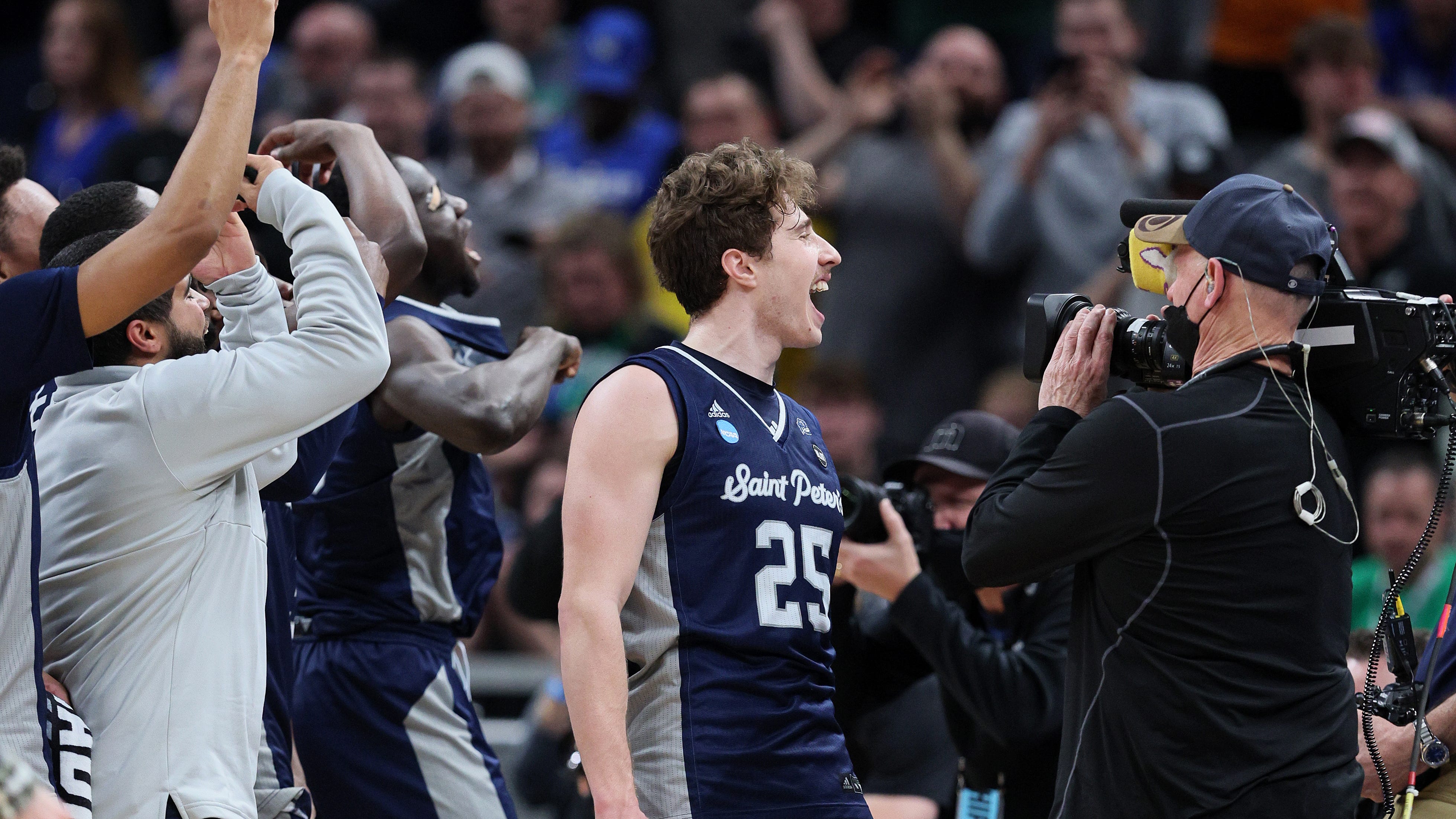 Saint Peter’s asks to be verified on Twitter after shout-outs from Magic Johnson and Jack Harlow