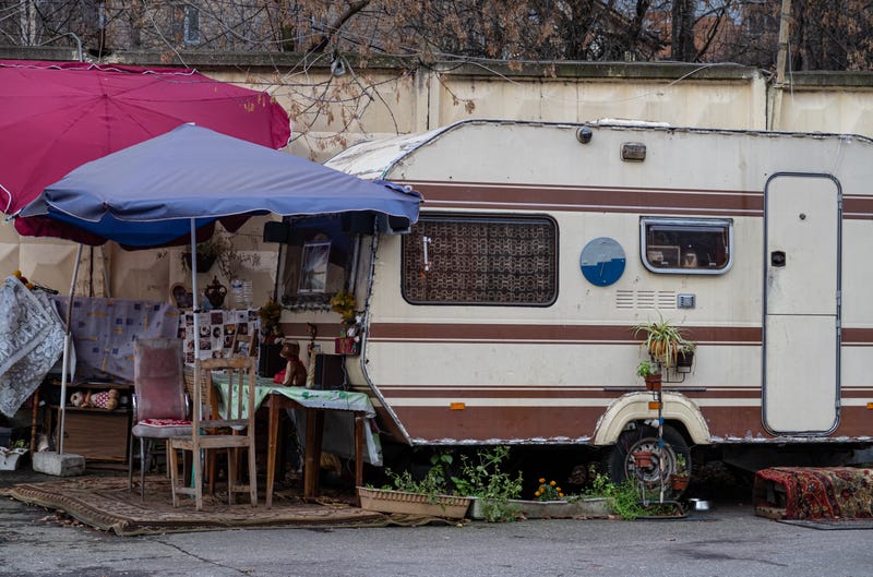 L.A. city council unanimously passes "van-lord" motion