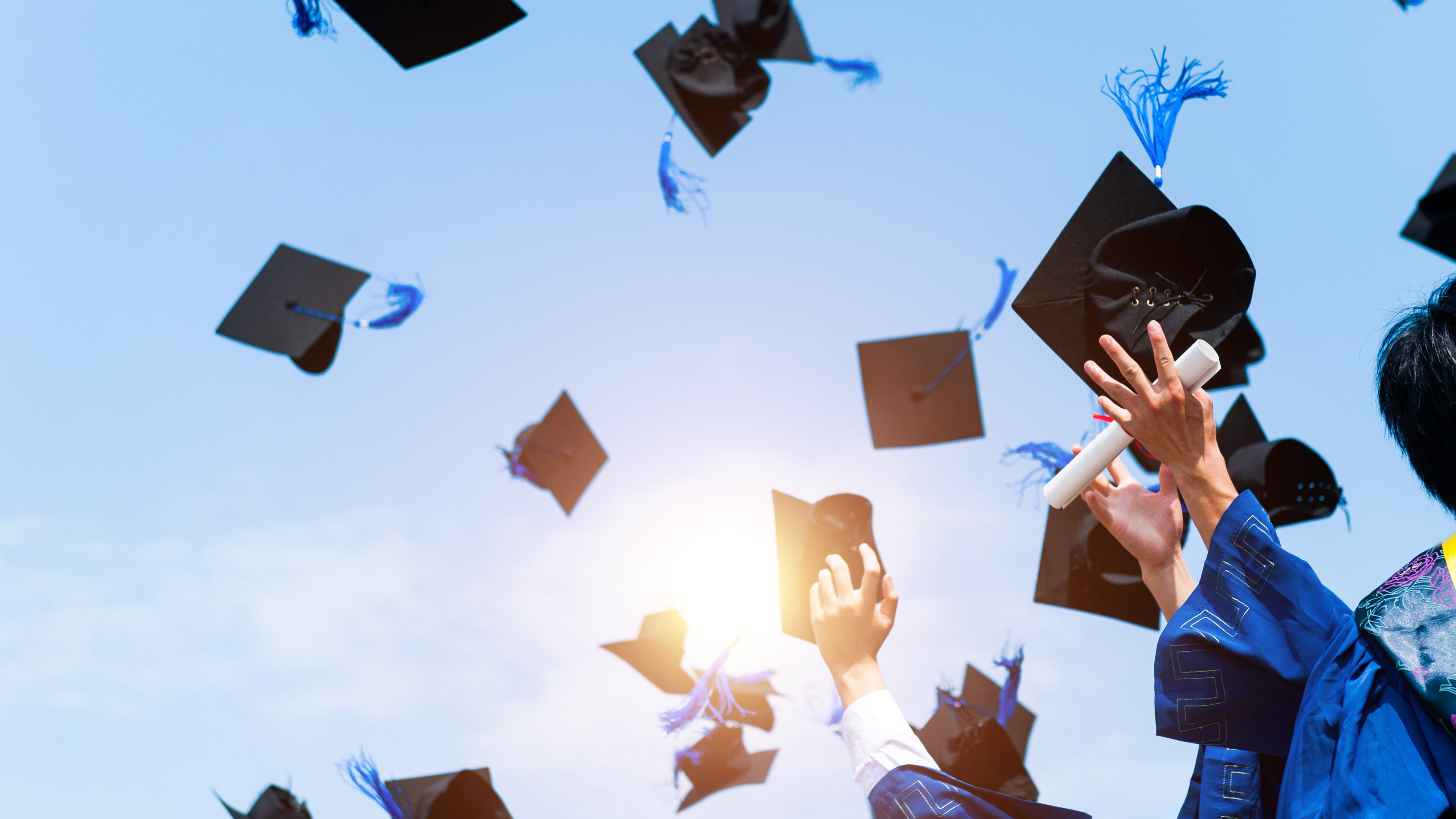 Texas high school delays graduation after only a few kids make the cut