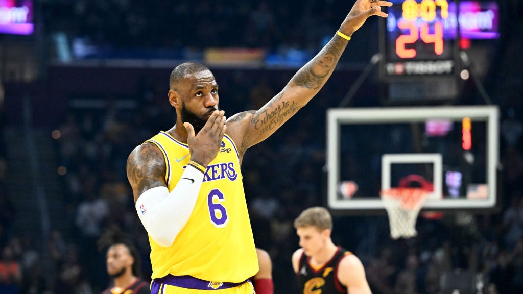 NBA schedule has less miles, and LeBron chasing more history