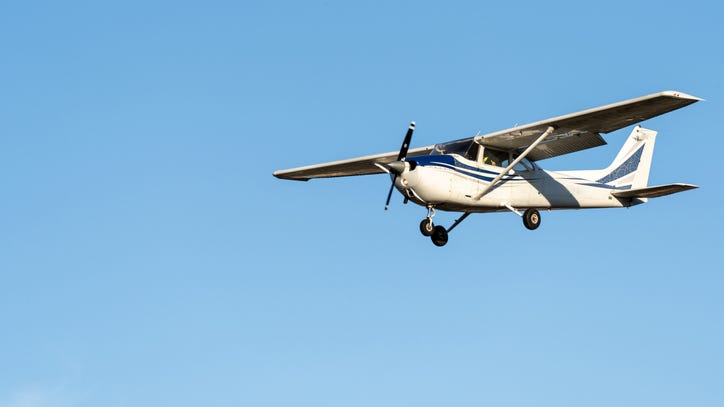 Passenger with no experience manages to land airplane in Florida