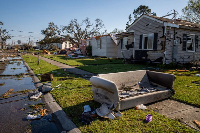 Tornado damage in Arabi