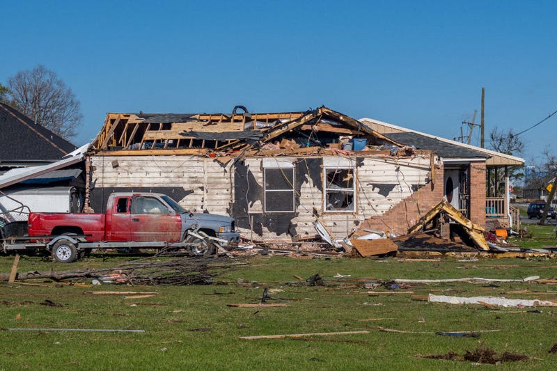 Tornado damage in Arabi