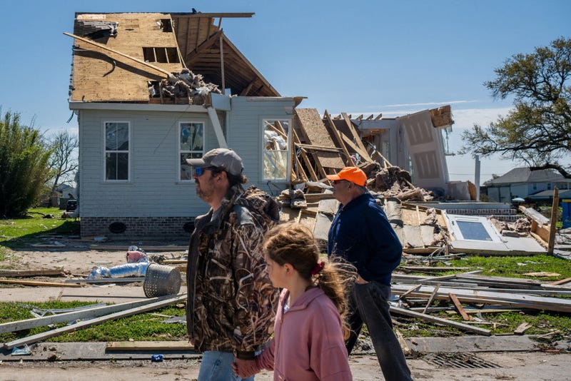 Tornado damage in Arabi