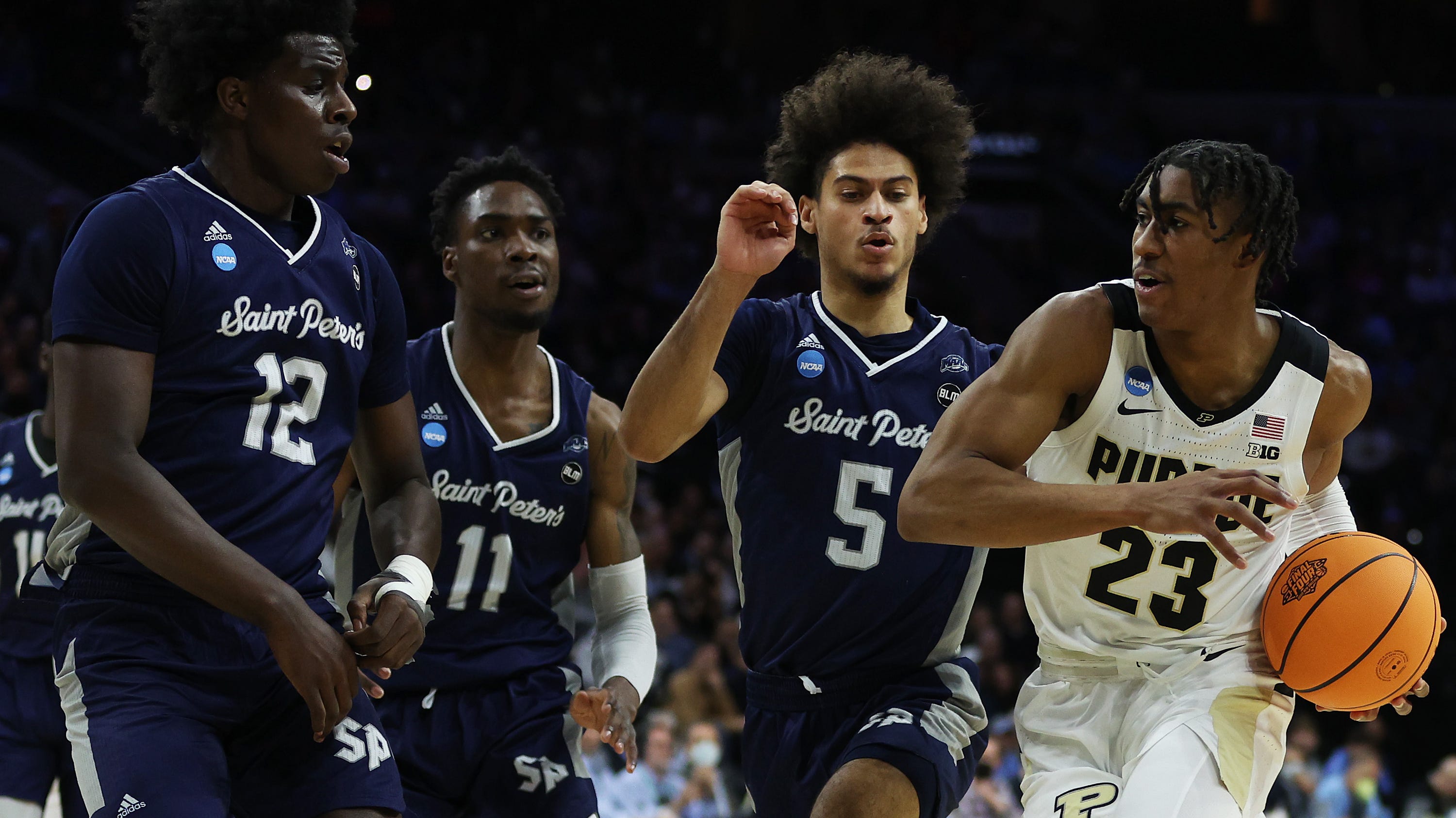 Saint Peter's 1st 15 seed in Elite Eight, tops Purdue 67-64