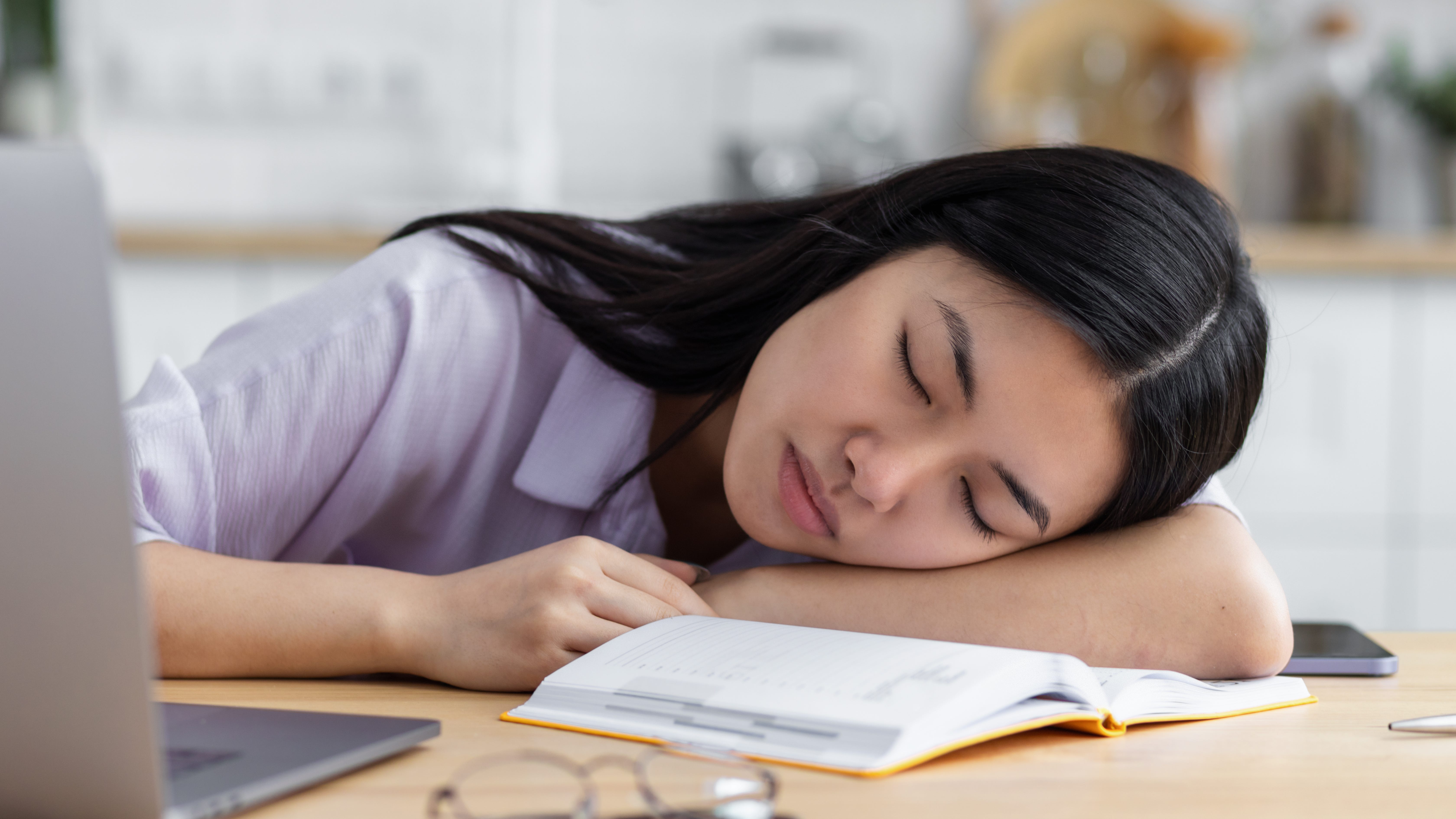 New ‘Nap Boxes’ allow workers to sleep standing up