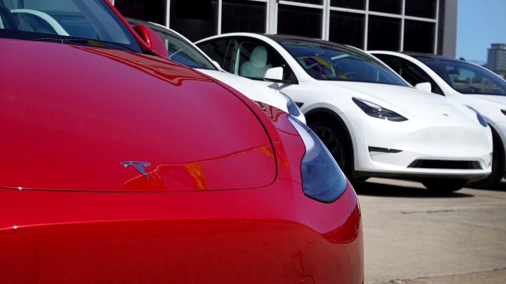 Tesla driver blames ‘full self-driving’ feature for eight-car pile-up