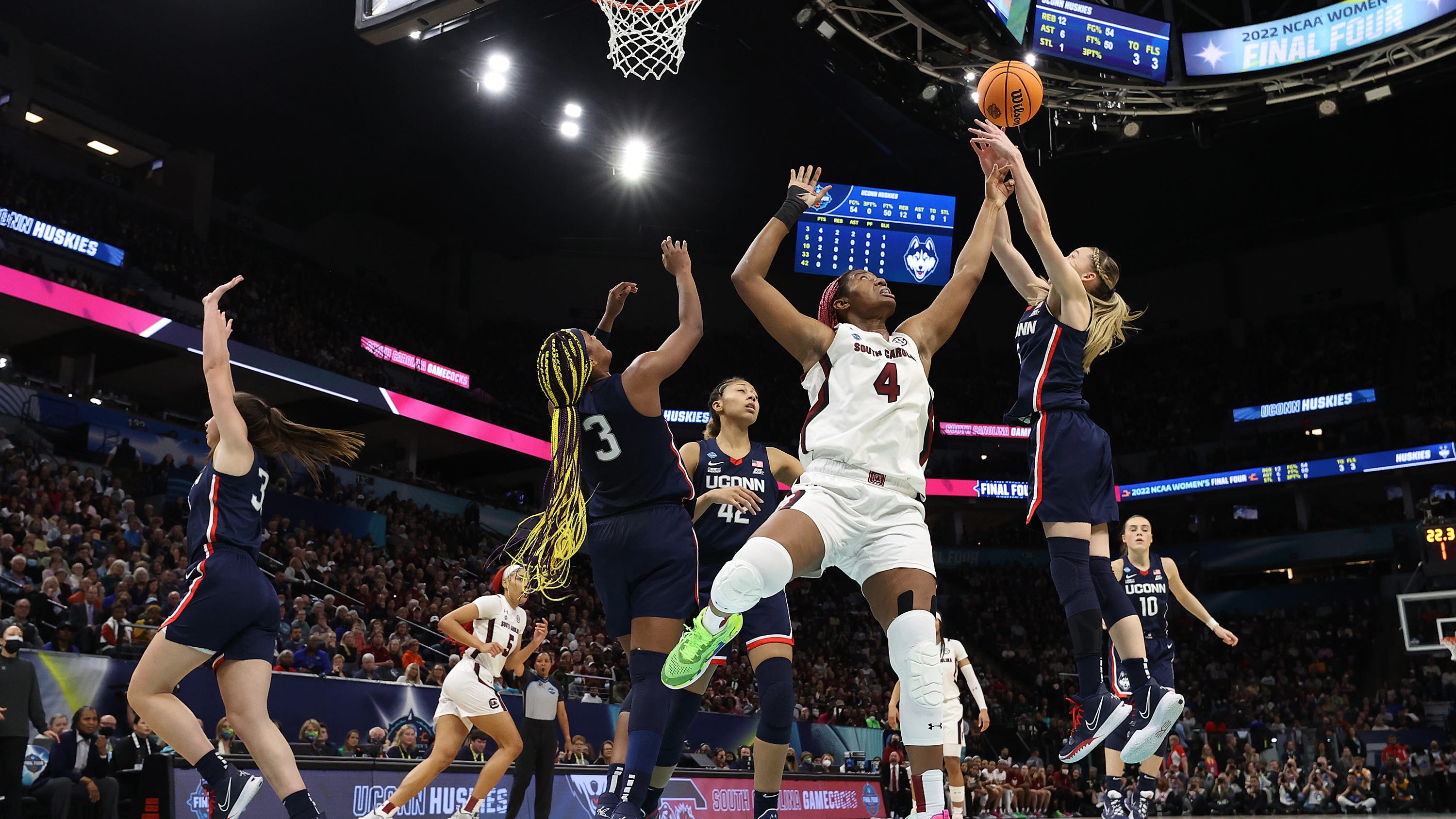 Gamecocks turn the page on Bueckers to take women's title in Minneapolis