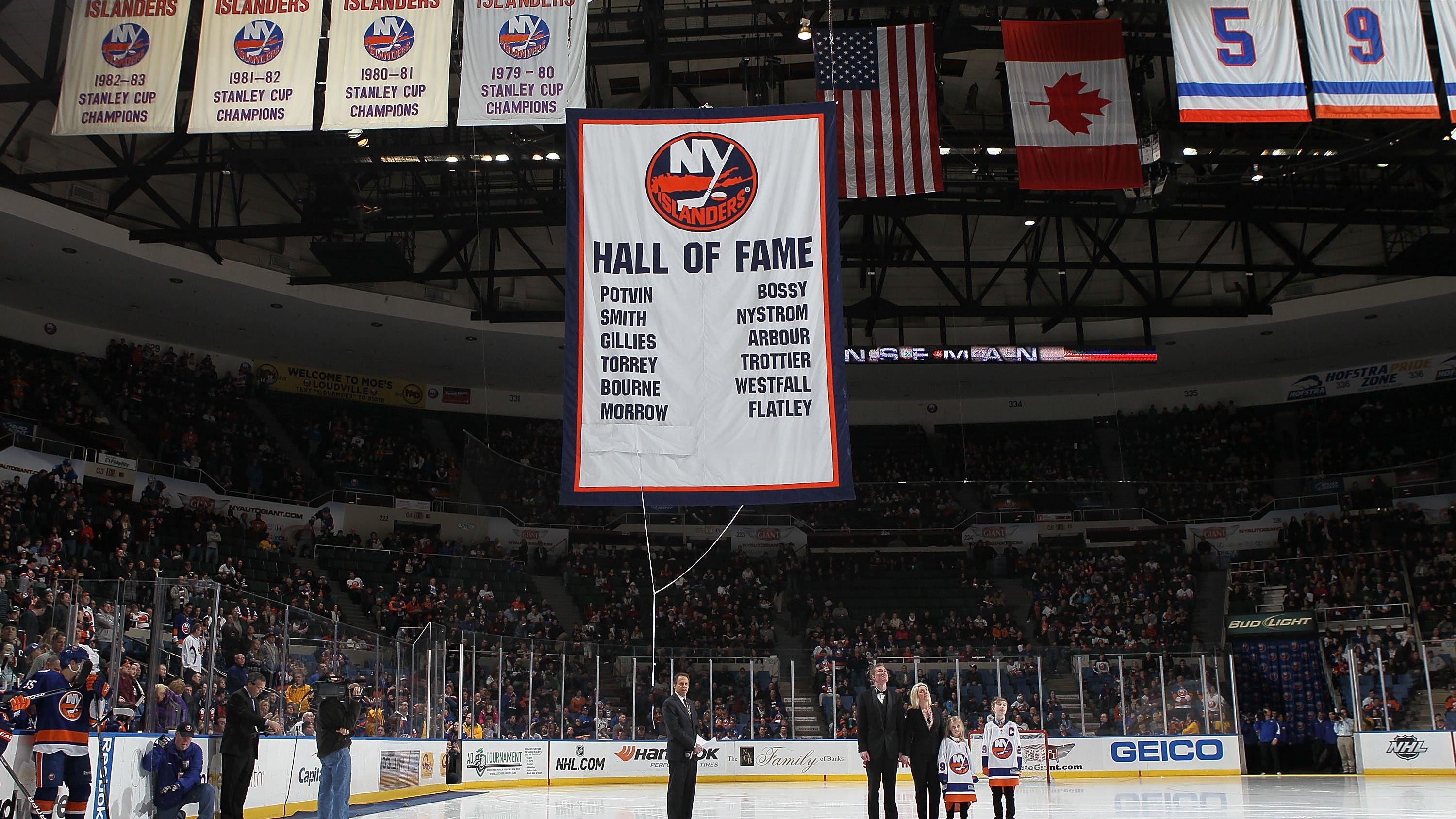 Schwartz: Original owner Roy Boe should be in Islanders Hall of Fame