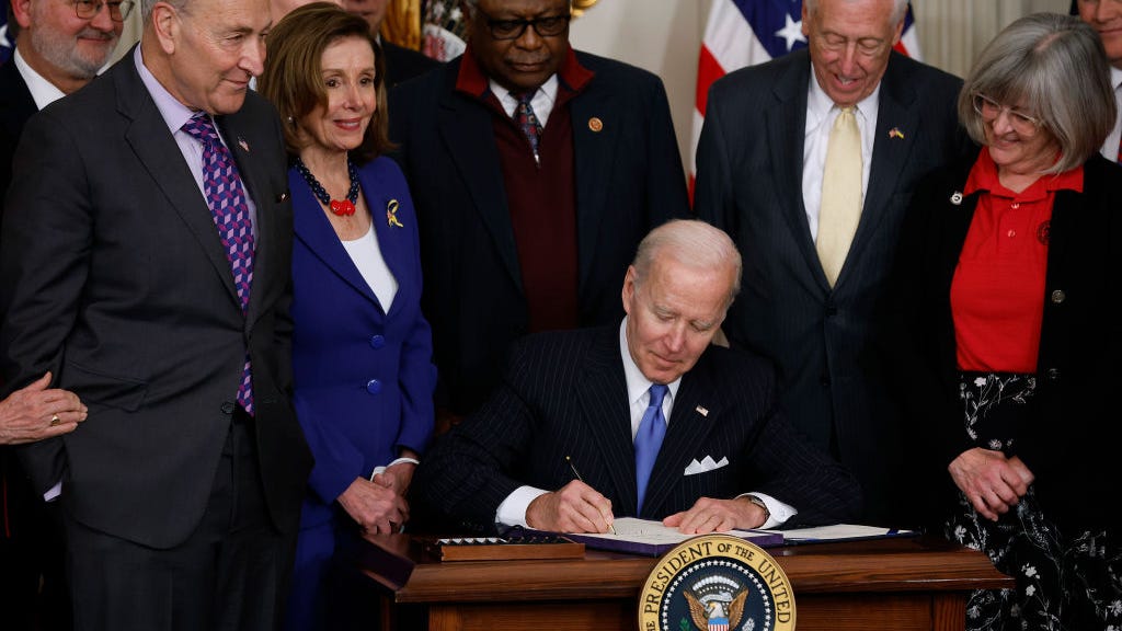Democrats call for 'new blood' in their party