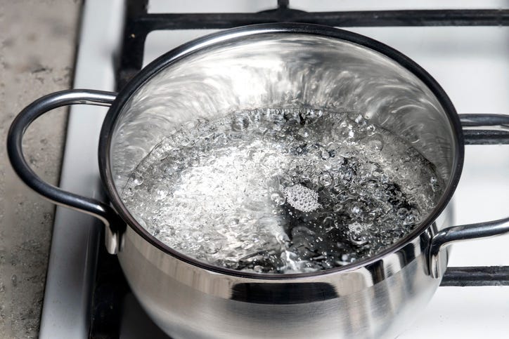 boiling water 