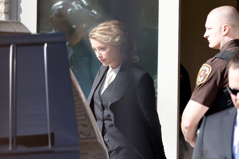  A cosmetics brand is debunking actress Amber Heard’s claims that she used the brand’s product to hide bruises and cuts throughout her relationship with actor Johnny Depp. 