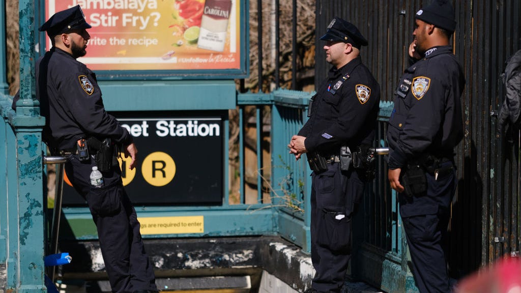MTA report finds camera failure began days before Brooklyn subway shooting