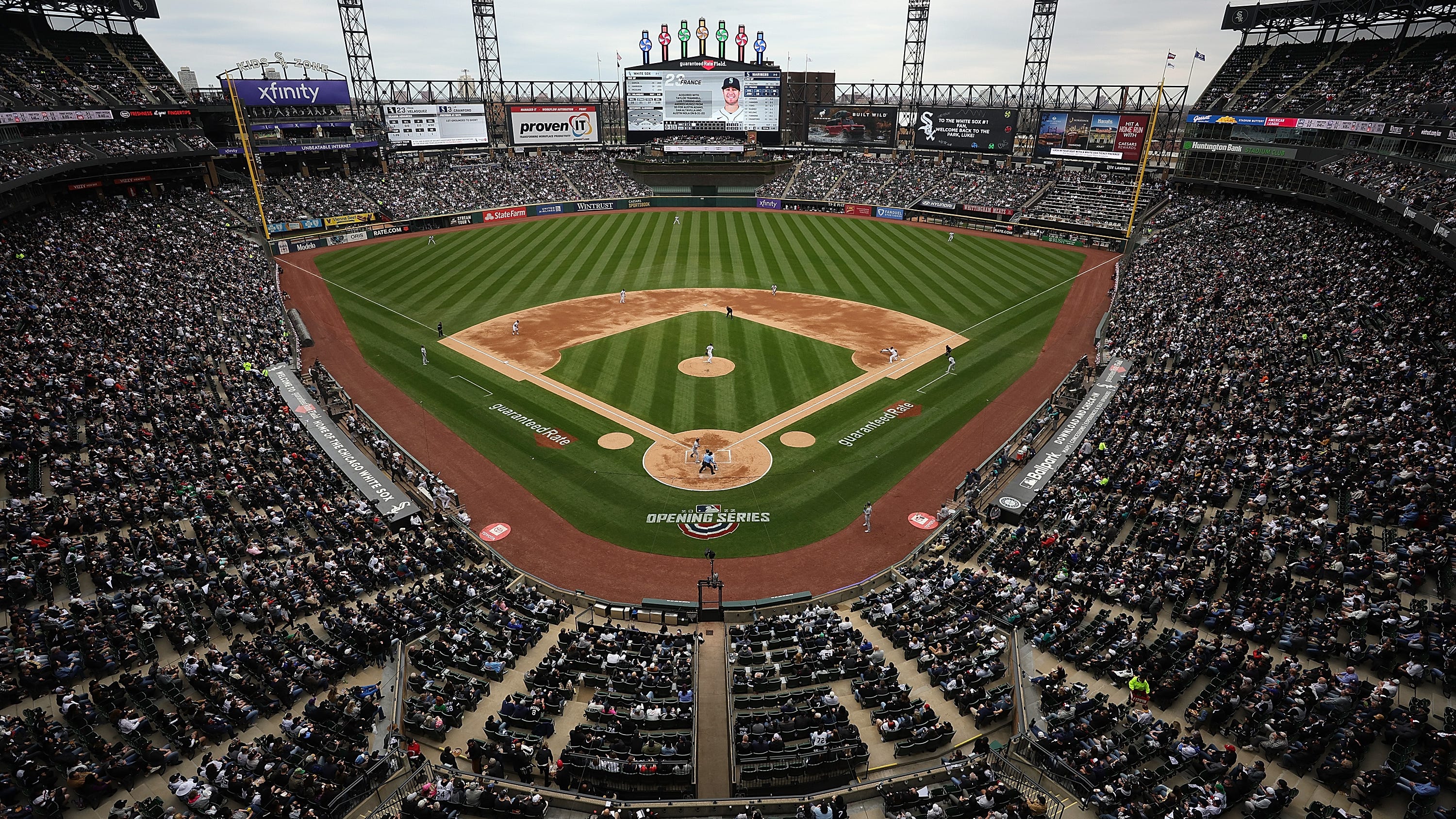Sox move up today's home opener 1 hour to avoid rain