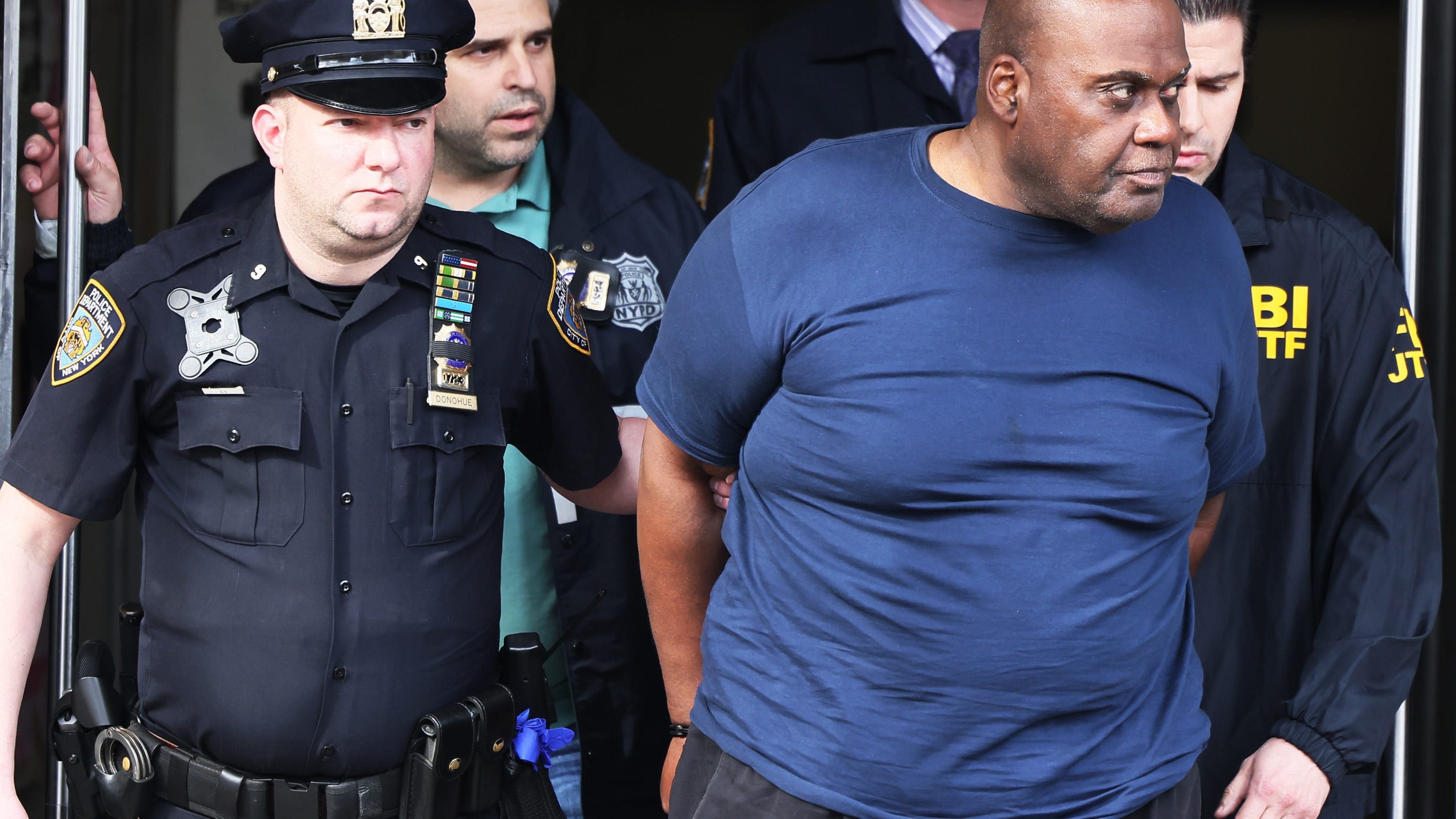 BROOKLYN SUBWAY SHOOTING: Suspect called in tip on himself that led to his arrest, criminal complaint gives insight into attack