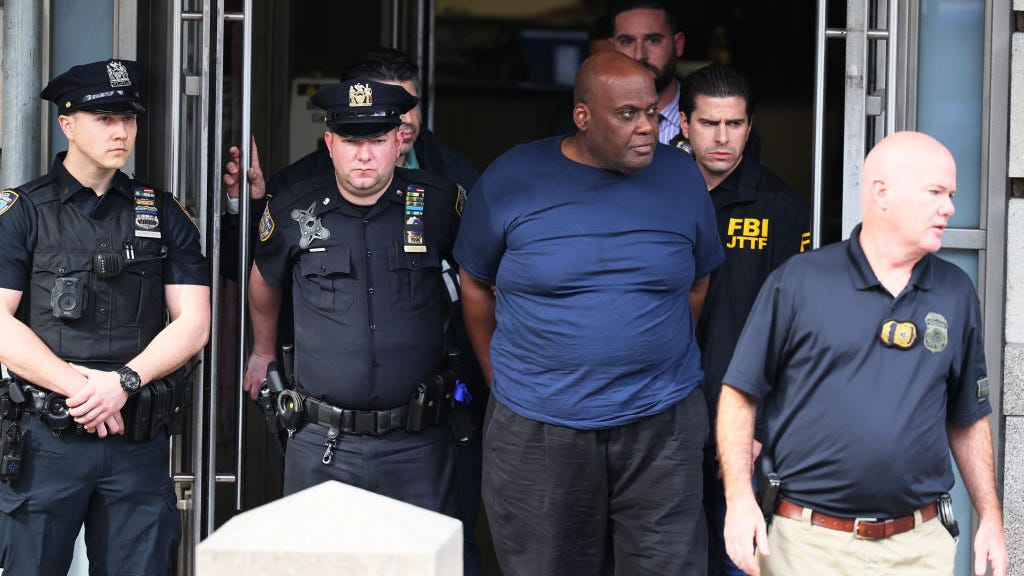 Subway mass shooting suspect wants case moved to Chicago, 'cannot receive fair trial' in NYC