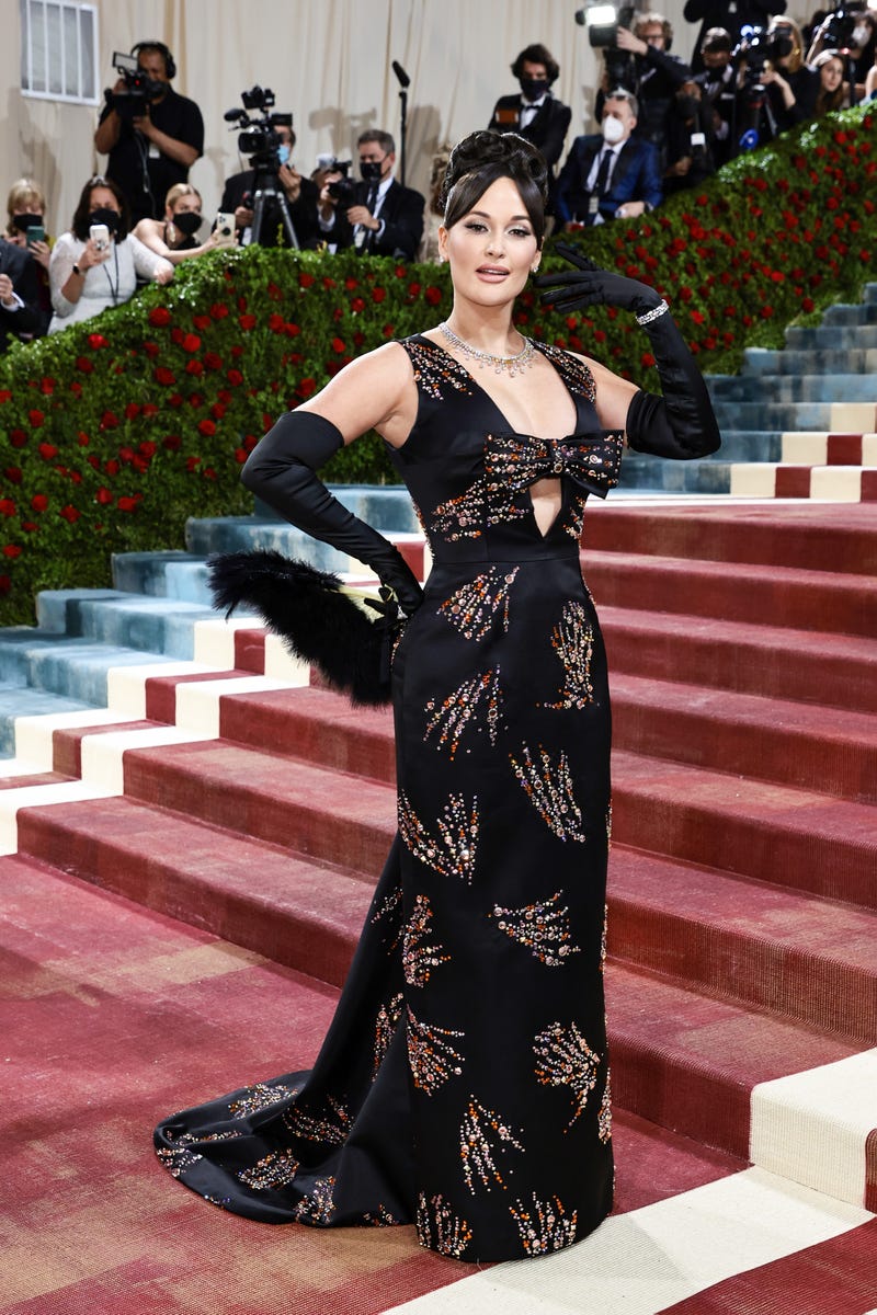 Kacey Musgraves attends The 2022 Met Gala 