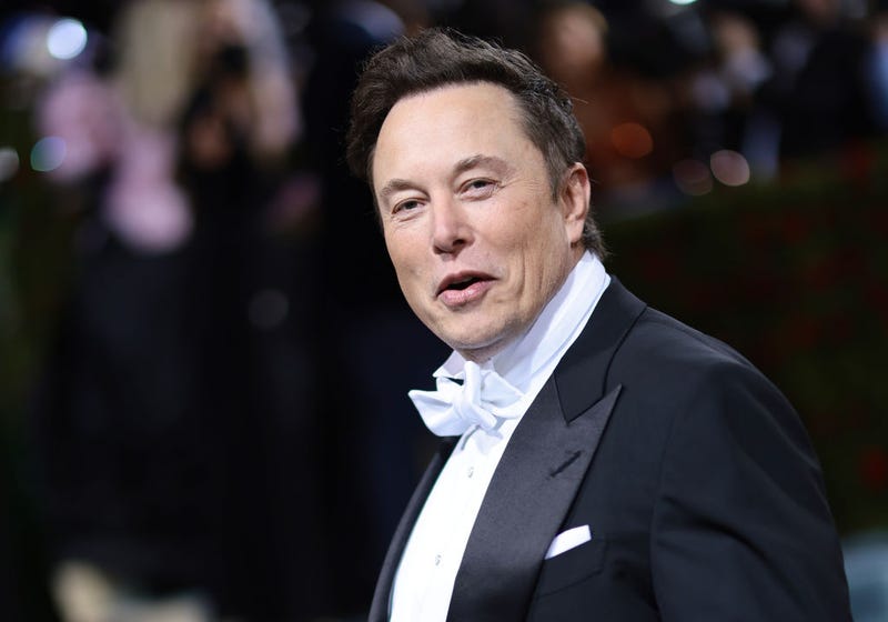 Elon Musk attends The 2022 Met Gala Celebrating "In America: An Anthology of Fashion" at The Metropolitan Museum of Art on May 02, 2022 in New York City