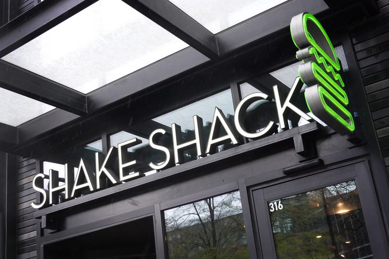 The popular chain restaurant Shake Shack plans to open two more Bay Area locations this year.