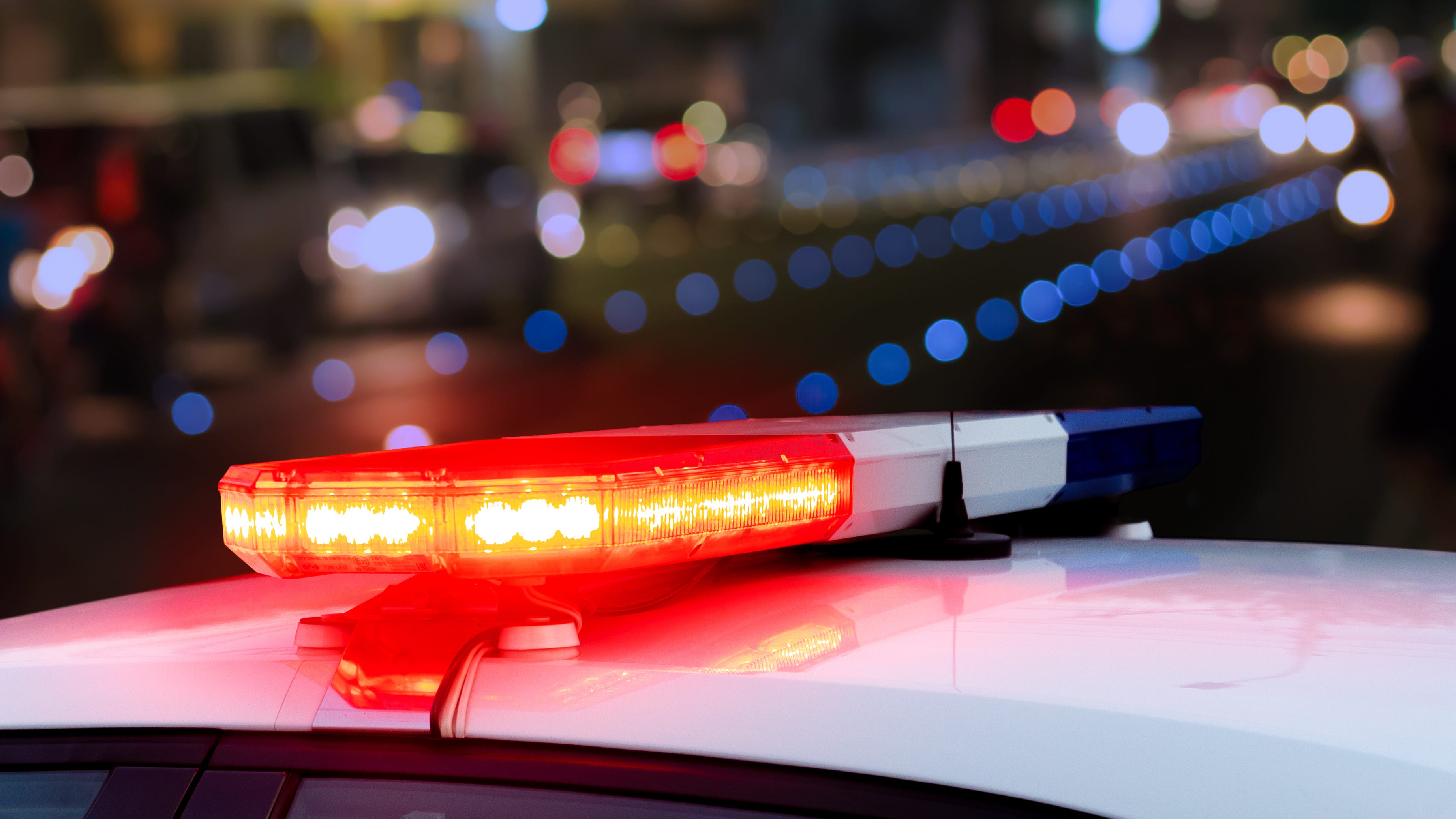 Stolen vehicle causes fatal crash in Minneapolis, suspect flees