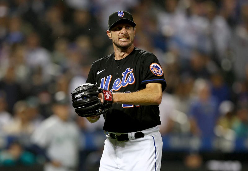 Max Scherzer #21 of the New York Mets