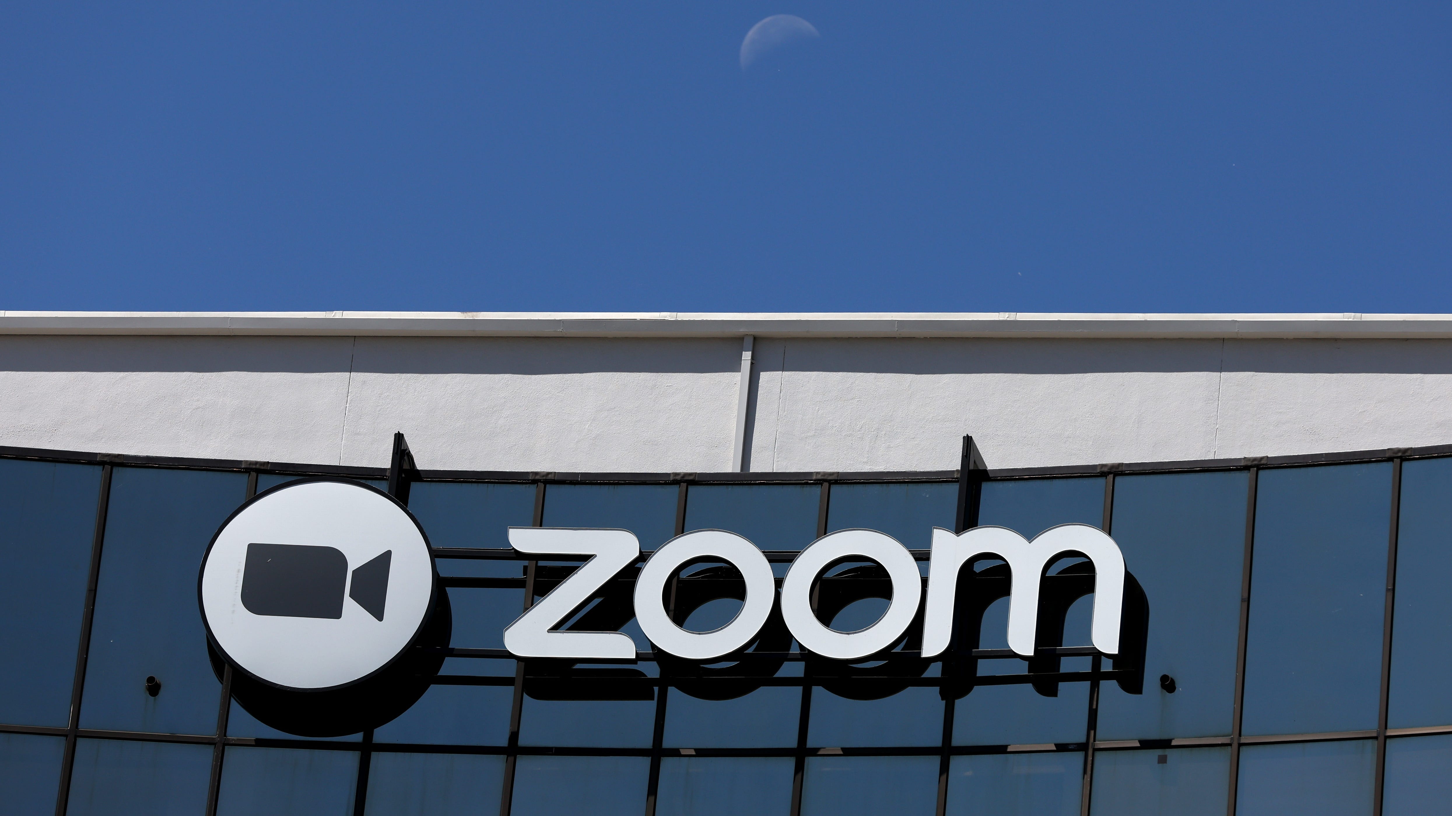 Zoom wants to use your personal data to train AI