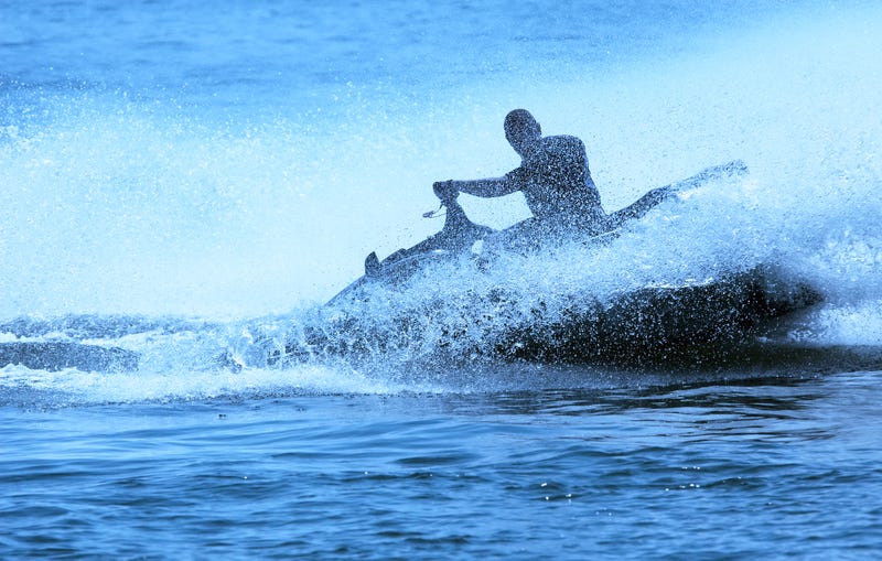 Man hospitalized after jet ski crash on Lake St. Clair in Chesterfield