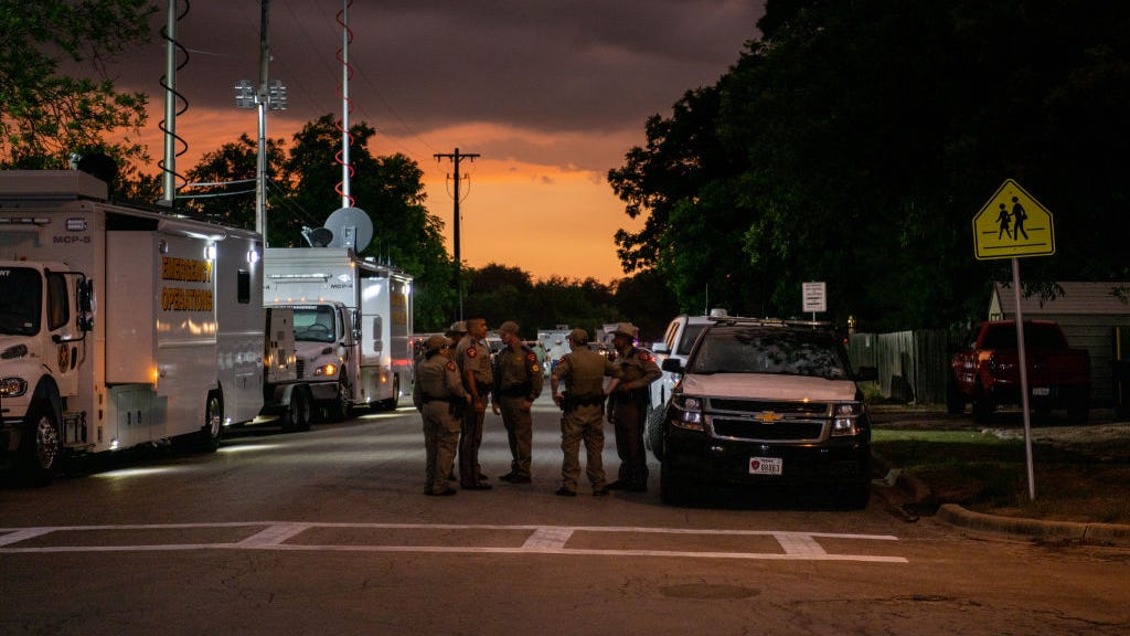 WATCH: Governor Abbott & lawmakers address Uvalde school shooting