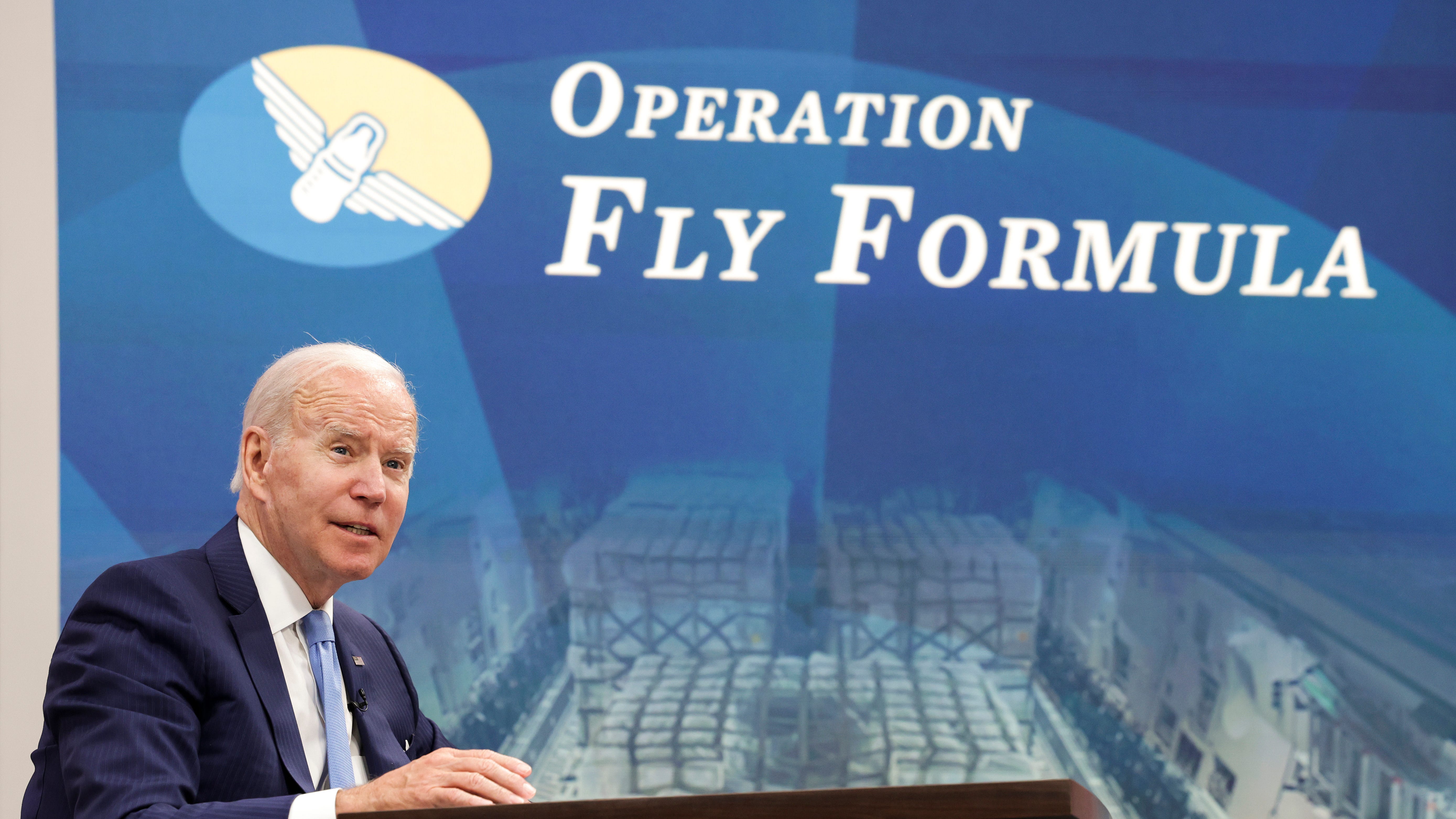 1.6 million bottles of baby formula being flown into Fort Worth