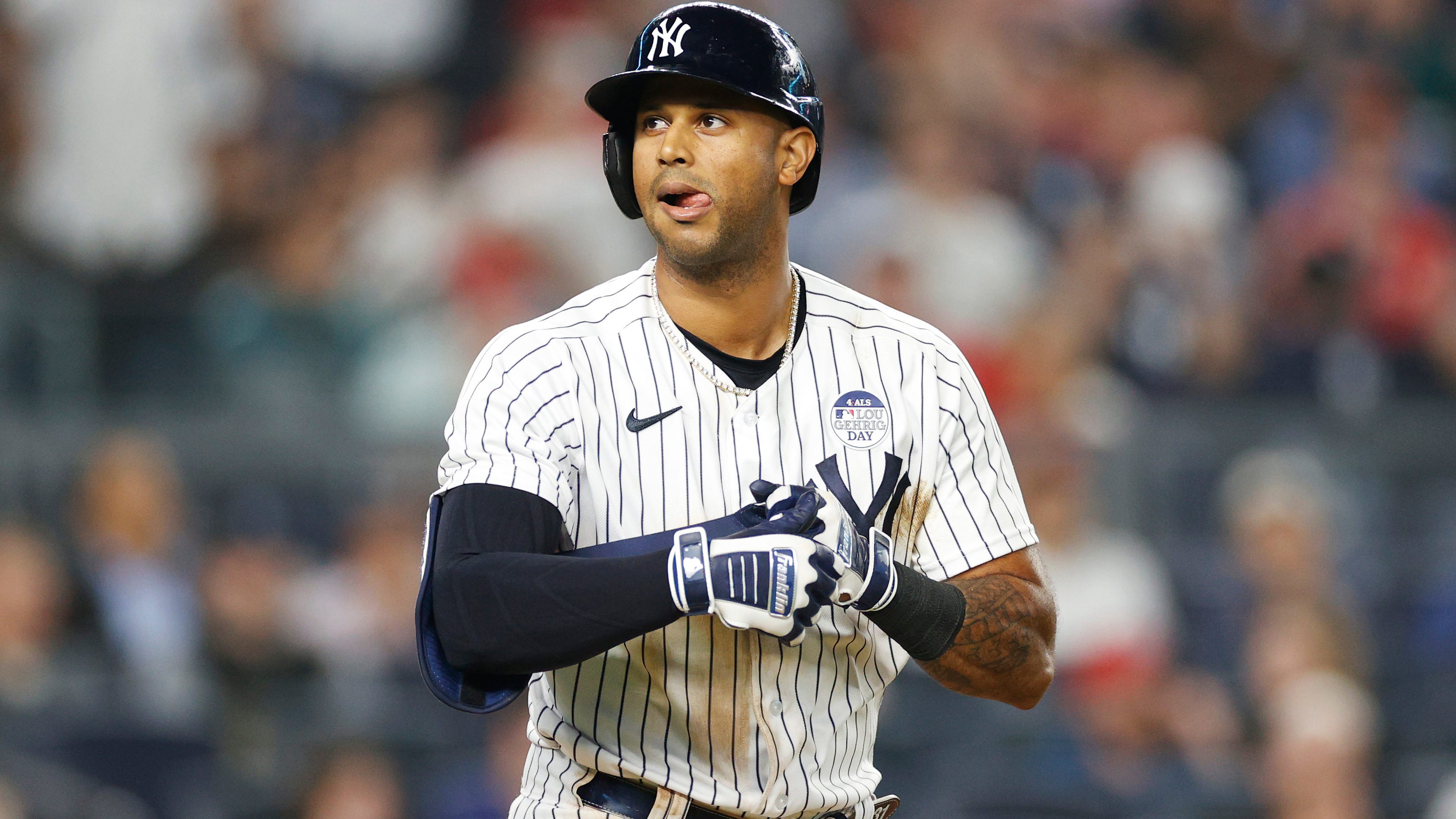 Gio: Yankees running it back with Aaron Hicks 'eerily similar' to sticking with Gary Sanchez too long