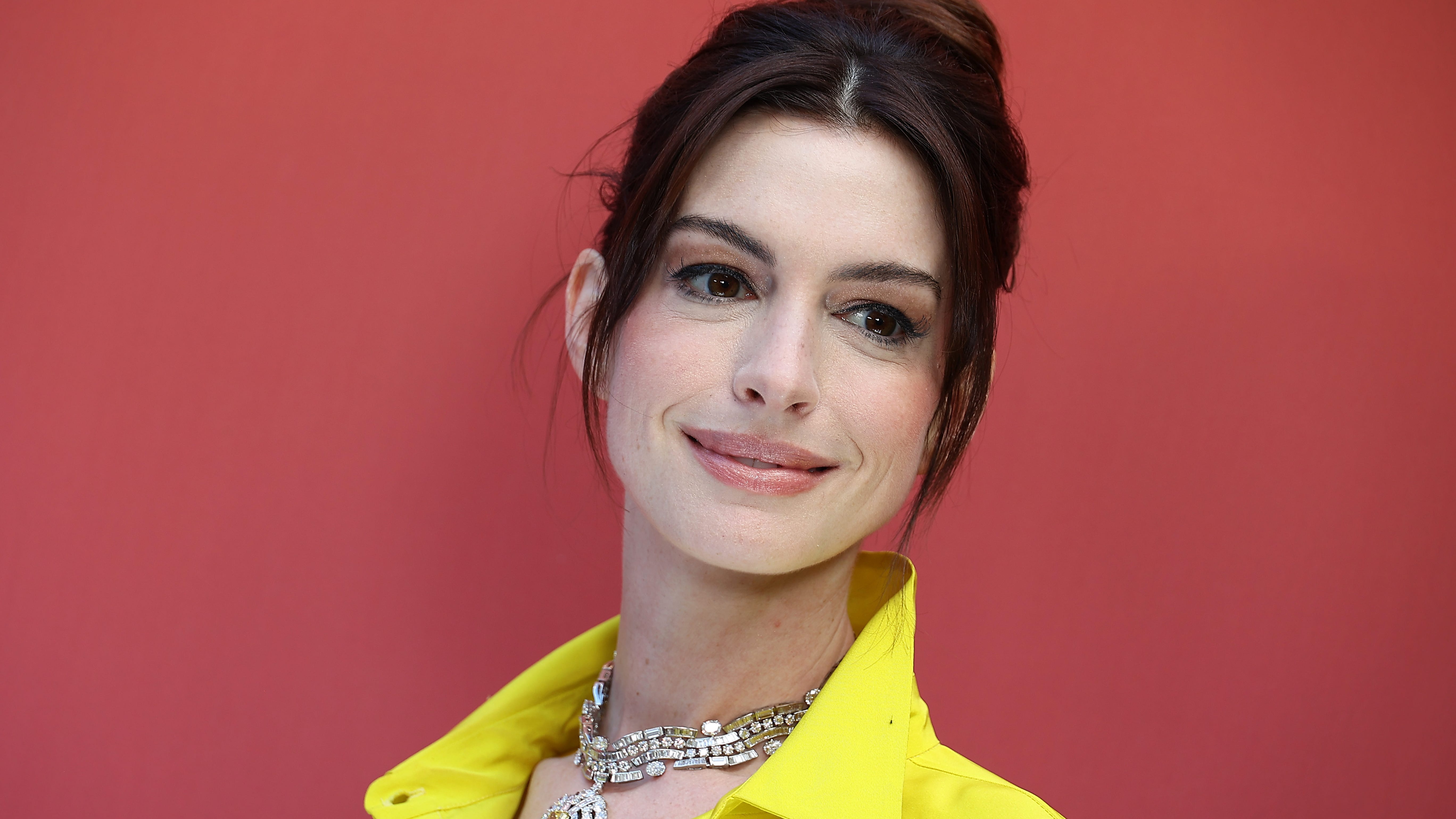 Anne Hathaway details embarrassing red carpet fashion moment she ‘would erase’