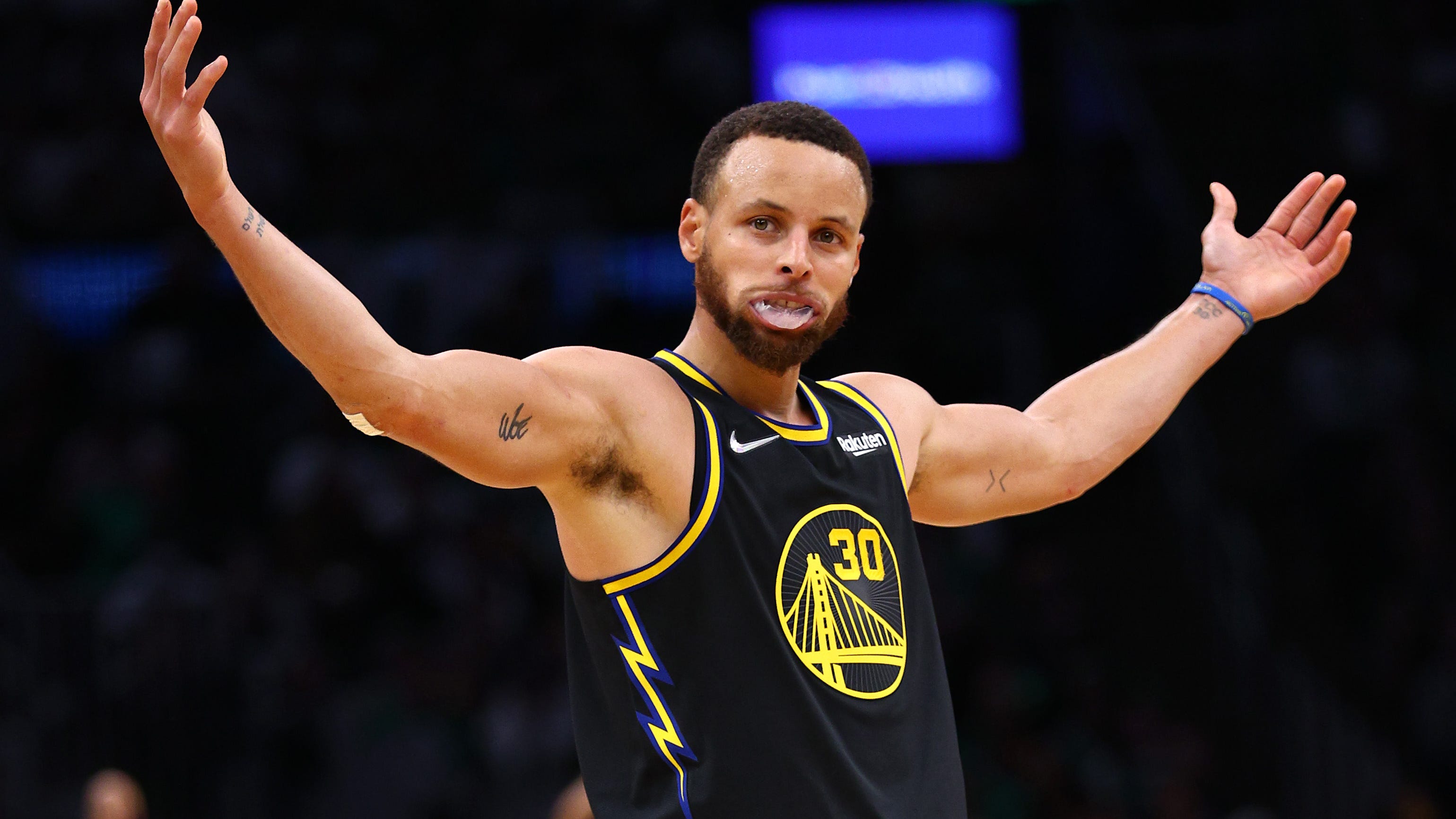 With NBA Finals tied at 2, Celtics try to stop Stephen Curry
