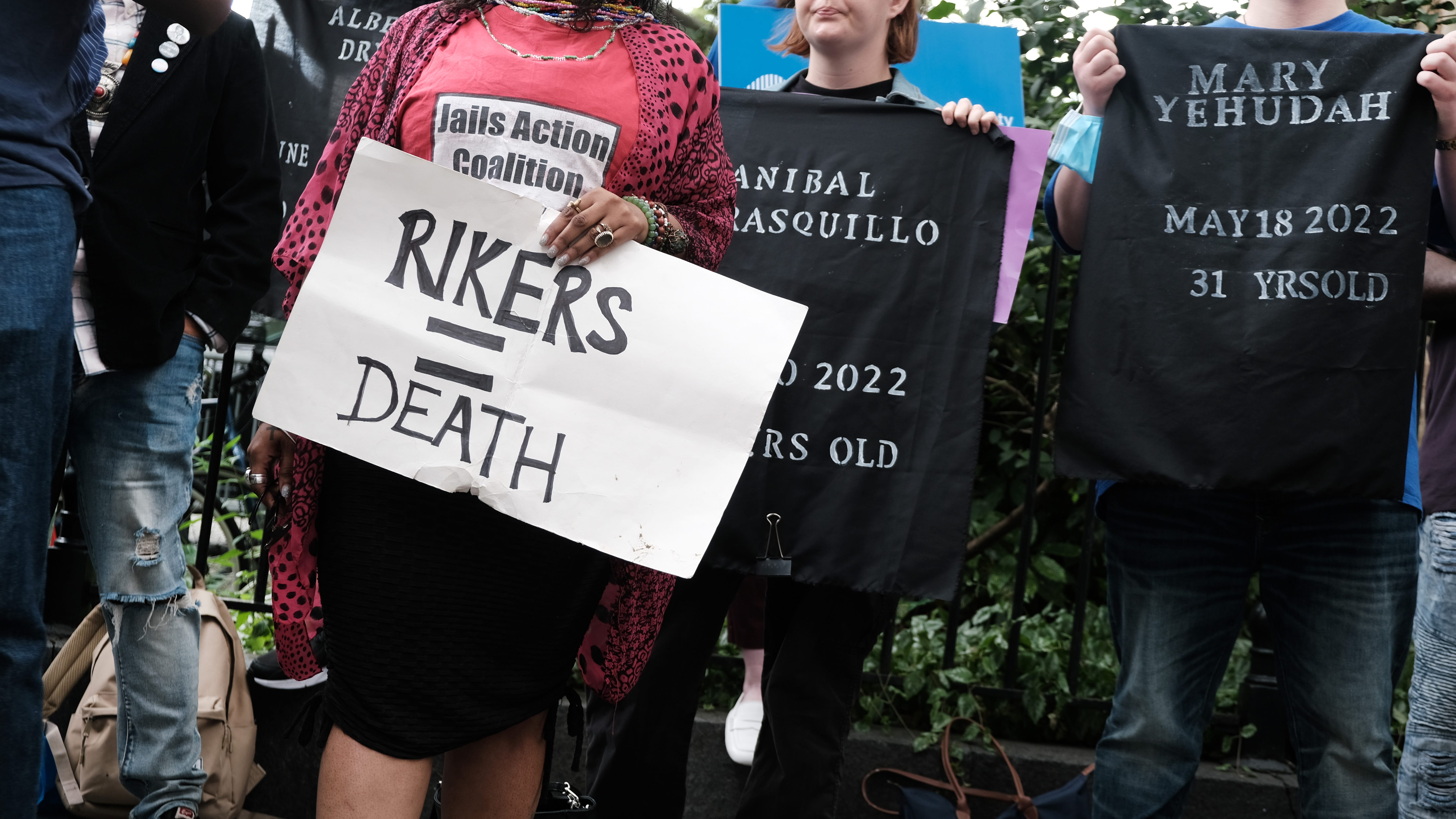 NYC comptroller calls for federal takeover of Rikers as death count rises